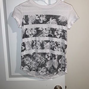 AEROPOSTALE | GRAPHIC TEE